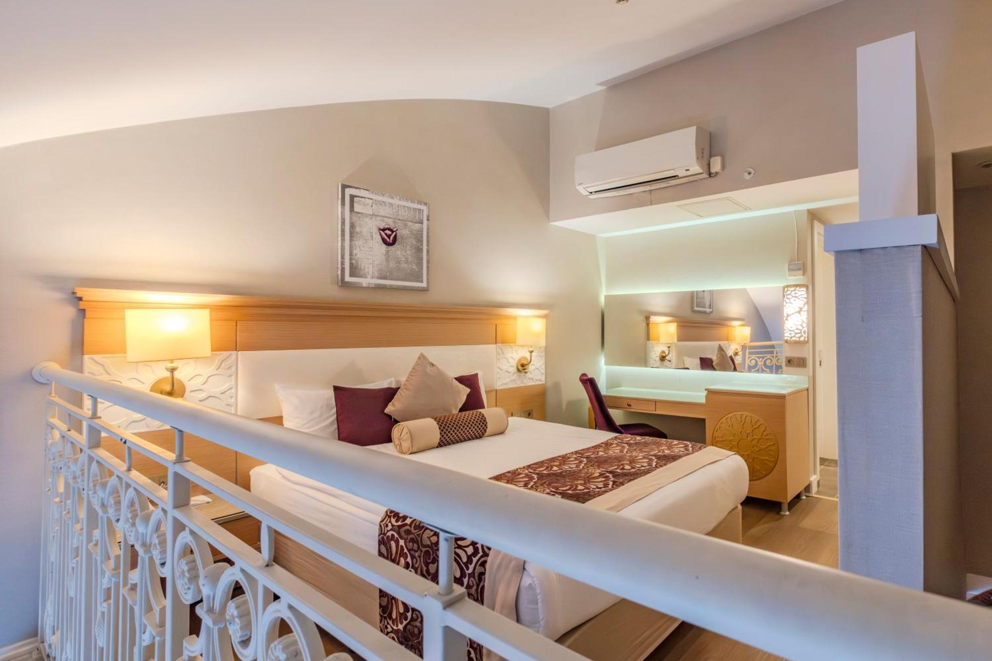 Villa Side Residence 5* Side