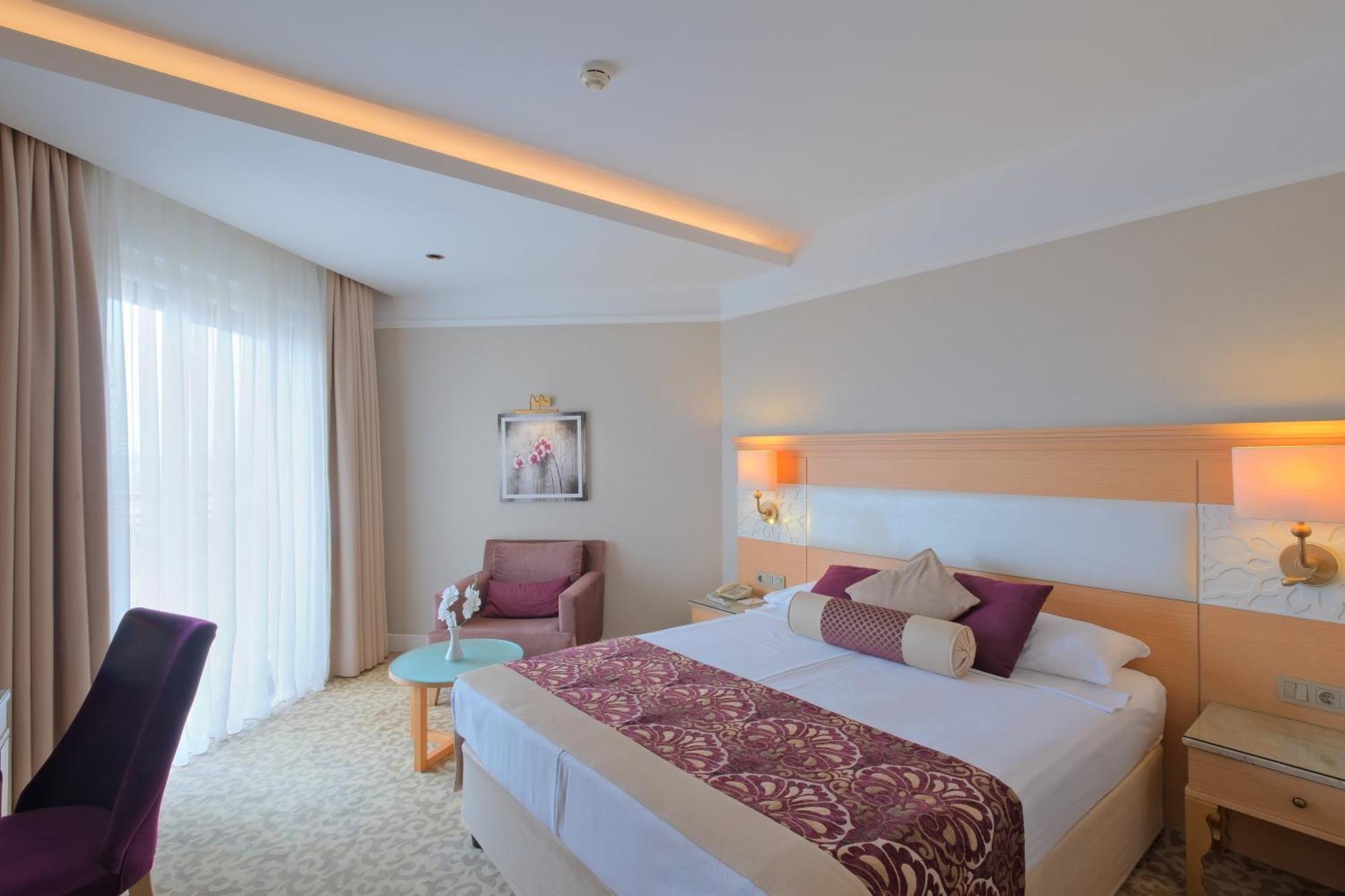 Villa Side Residence 5*